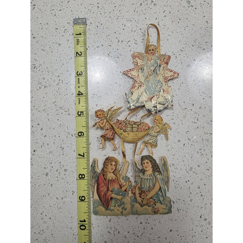 Vintage 1979 Victorian Christmas Die Cut Paper Ornament Merrimack 3 Connected